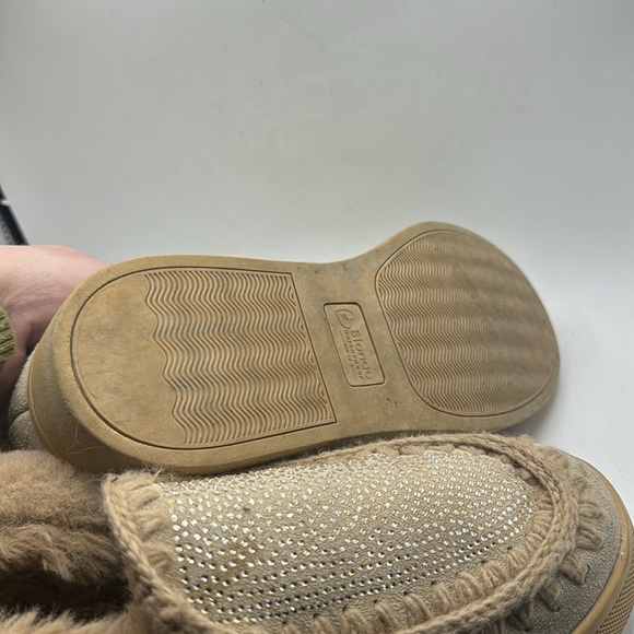 Blondo Waterproof Booties Rhinestones - Picture 6 of 8